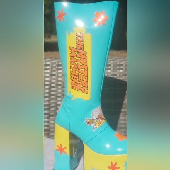 Dolls Kill® x SCOOBY-DOO™ "Mystery Machine" Platform GoGo Boots | Size 9 - Picture 2 of 5